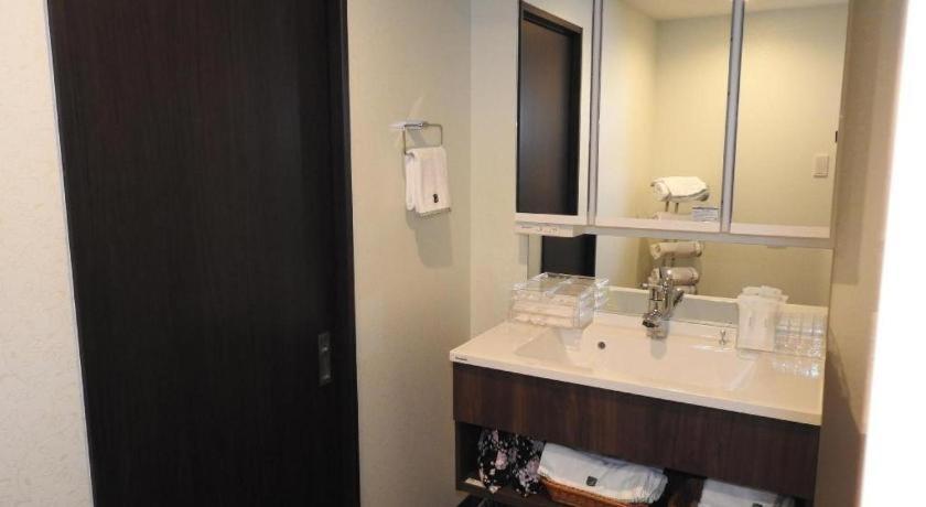 Hotel Bougainvillea Minowa Токио Экстерьер фото